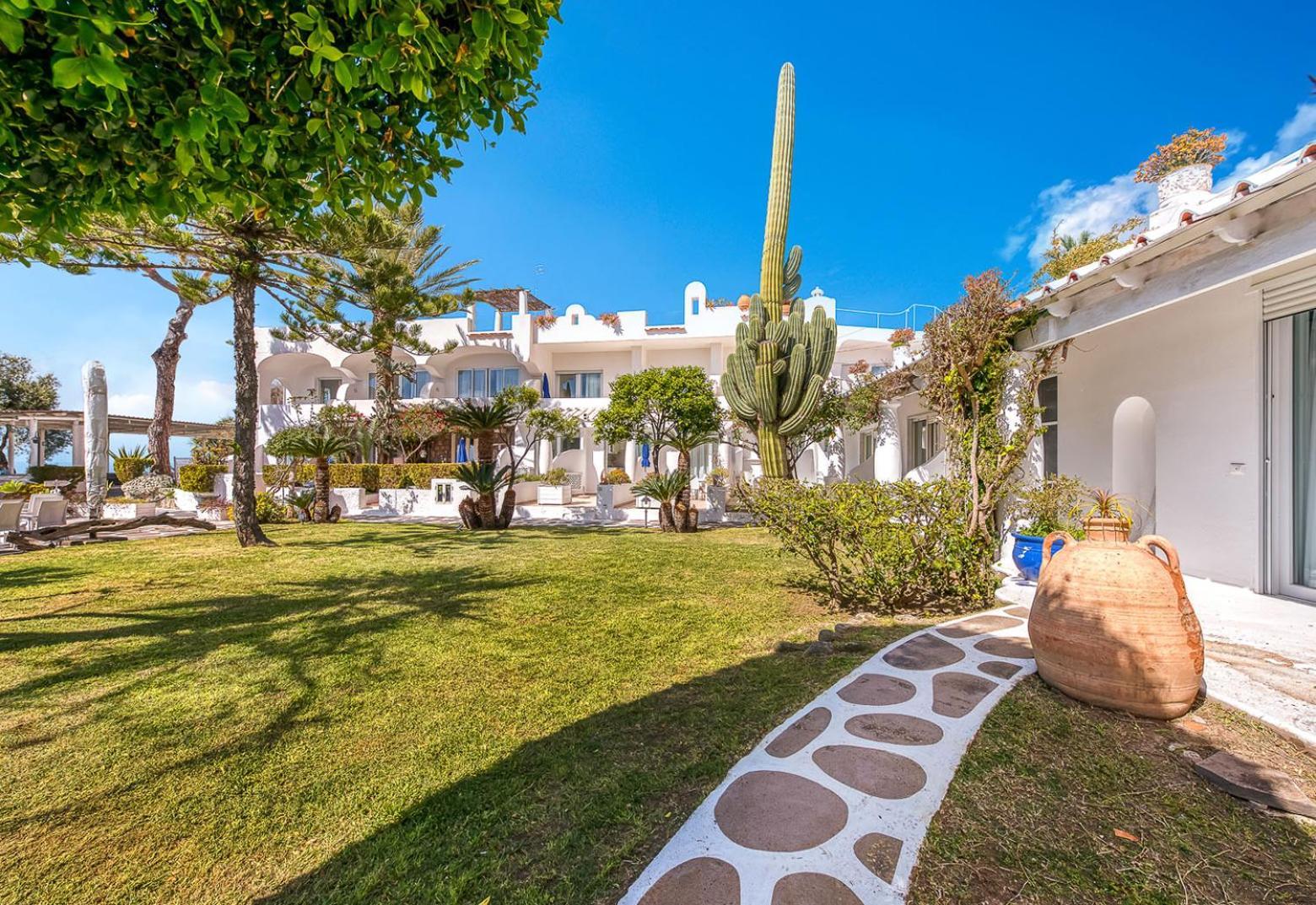 Aparthotel Ravino Secret Retreat Forio di Ischia